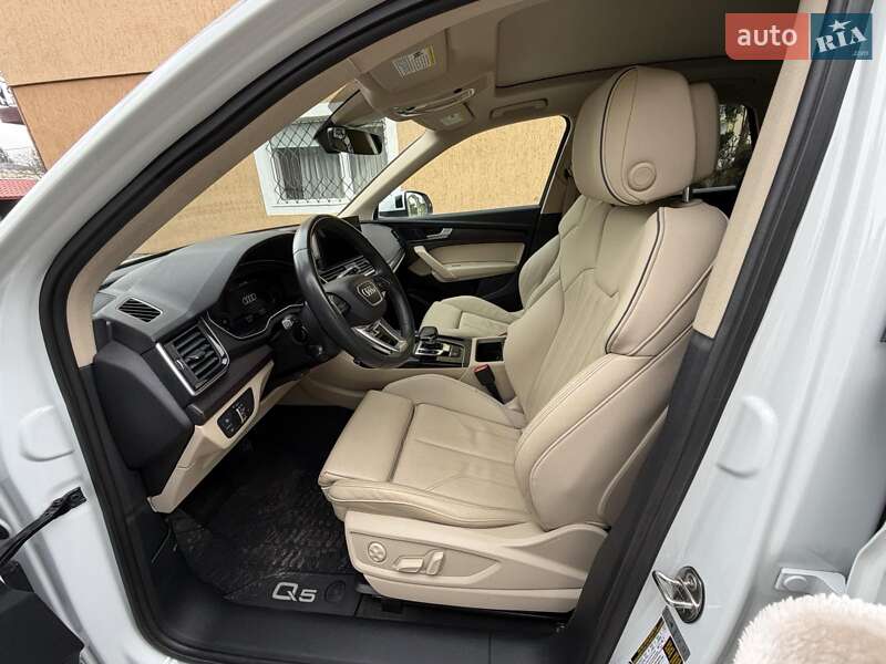 Внедорожник / Кроссовер Audi Q5 2021 в Львове