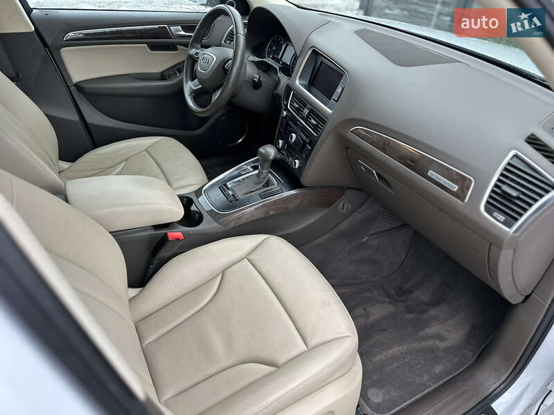 Внедорожник / Кроссовер Audi Q5 2012 в Львове