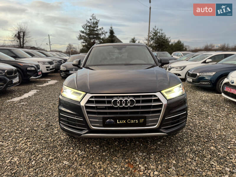 Внедорожник / Кроссовер Audi Q5 2017 в Ивано-Франковске