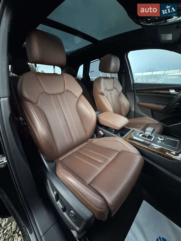 Внедорожник / Кроссовер Audi Q5 2017 в Ивано-Франковске