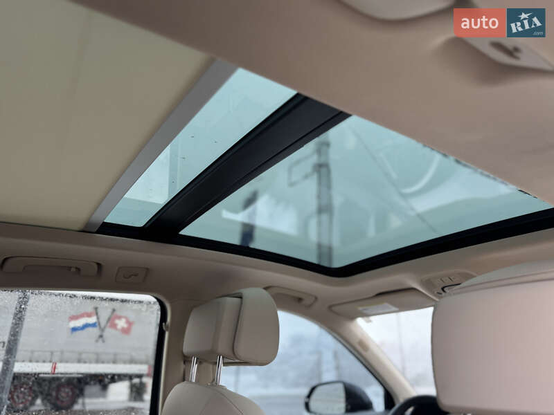 Внедорожник / Кроссовер Audi Q5 2017 в Стрые