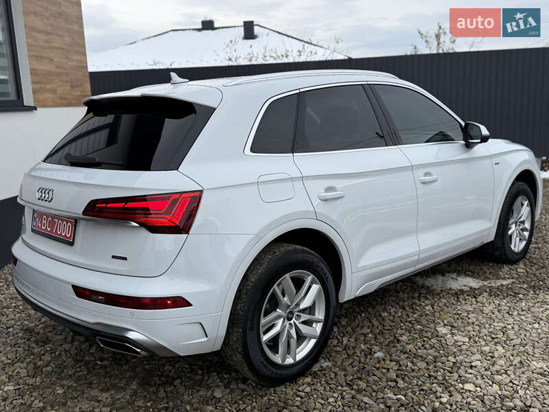 Позашляховик / Кросовер Audi Q5 2024 в Стрию