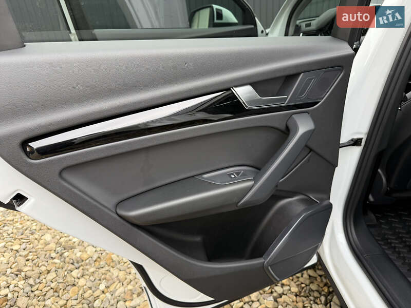 Позашляховик / Кросовер Audi Q5 2024 в Стрию