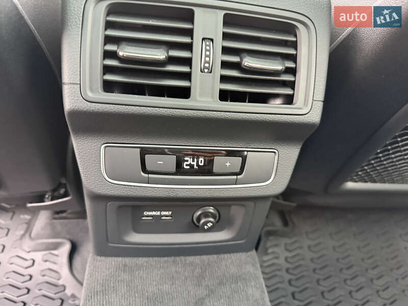 Позашляховик / Кросовер Audi Q5 2024 в Стрию