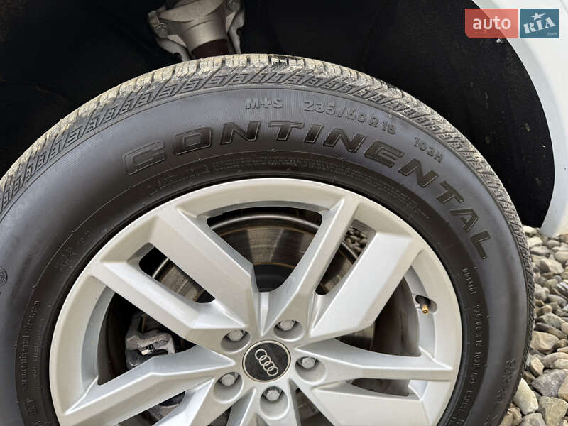 Позашляховик / Кросовер Audi Q5 2024 в Стрию