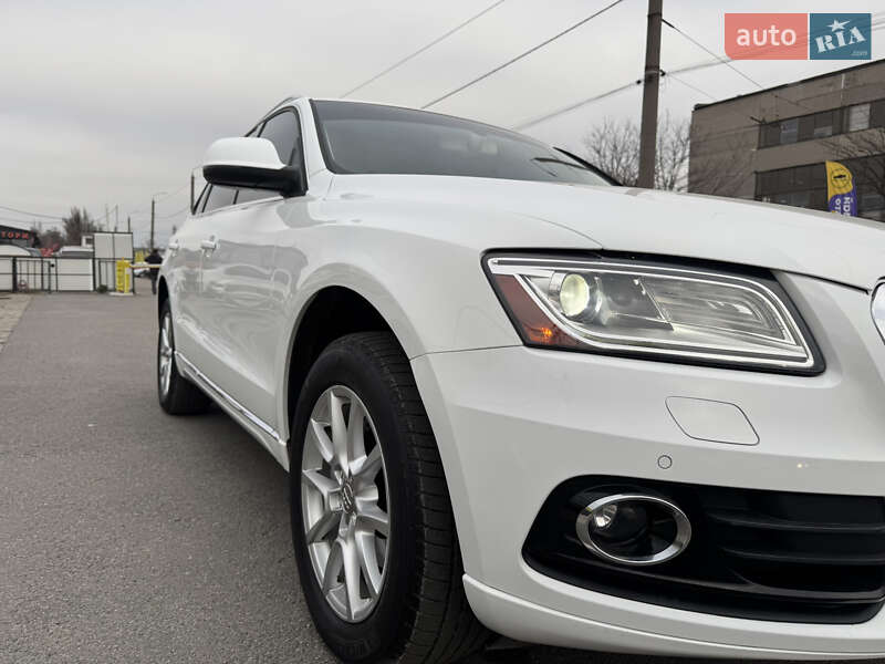 Внедорожник / Кроссовер Audi Q5 2014 в Днепре