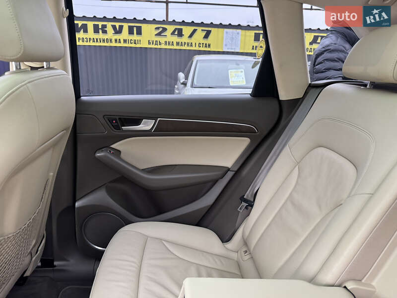 Внедорожник / Кроссовер Audi Q5 2014 в Днепре