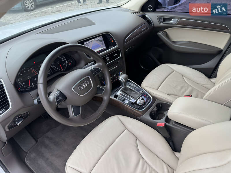 Внедорожник / Кроссовер Audi Q5 2014 в Днепре