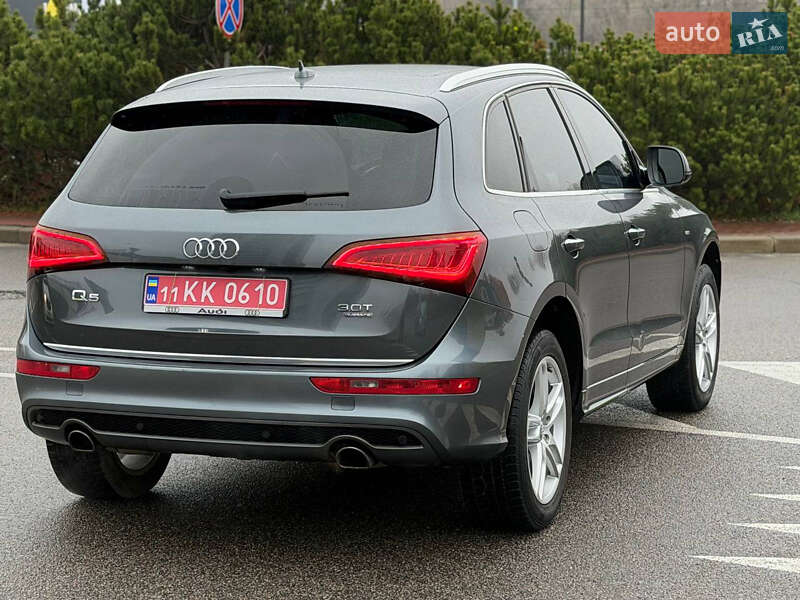Позашляховик / Кросовер Audi Q5 2015 в Києві