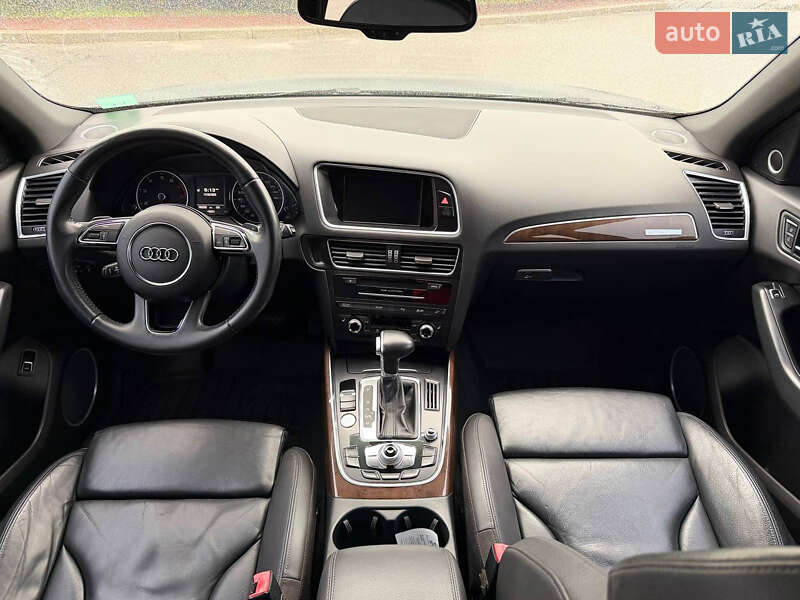 Позашляховик / Кросовер Audi Q5 2015 в Києві