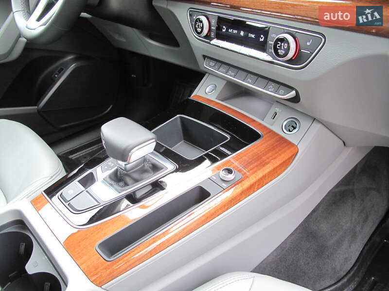 Внедорожник / Кроссовер Audi Q5 2023 в Киеве фото 97 Внедорожник / Кроссовер Audi Q5 2023 в Киеве