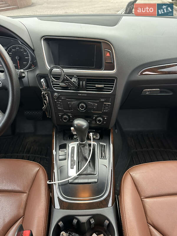 Внедорожник / Кроссовер Audi Q5 2012 в Днепре