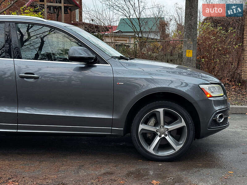 Внедорожник / Кроссовер Audi Q5 2015 в Киеве
