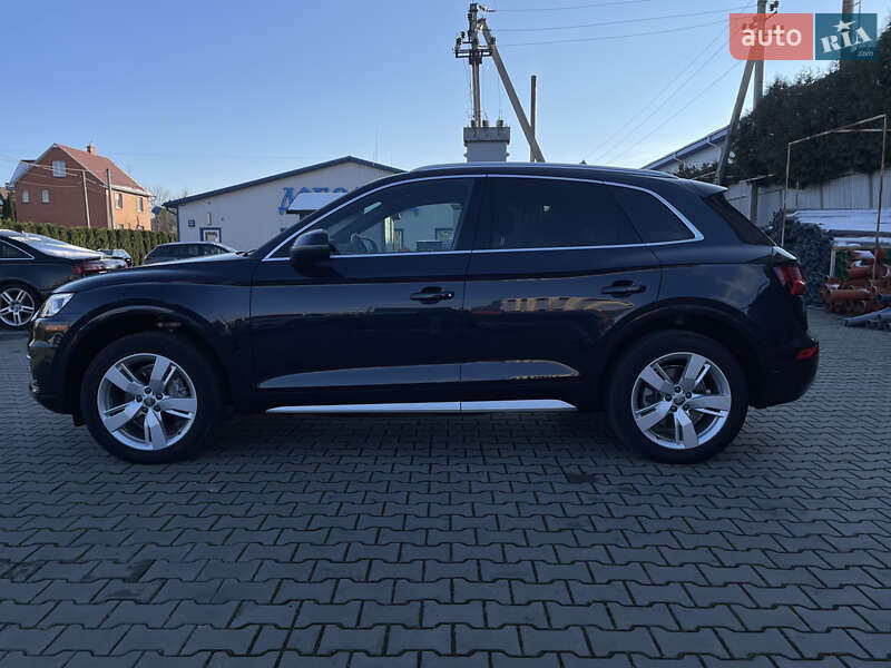 Позашляховик / Кросовер Audi Q5 2019 в Луцьку фото 4 Позашляховик / Кросовер Audi Q5 2019 в Луцьку