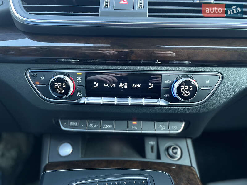 Позашляховик / Кросовер Audi Q5 2019 в Луцьку фото 21 Позашляховик / Кросовер Audi Q5 2019 в Луцьку