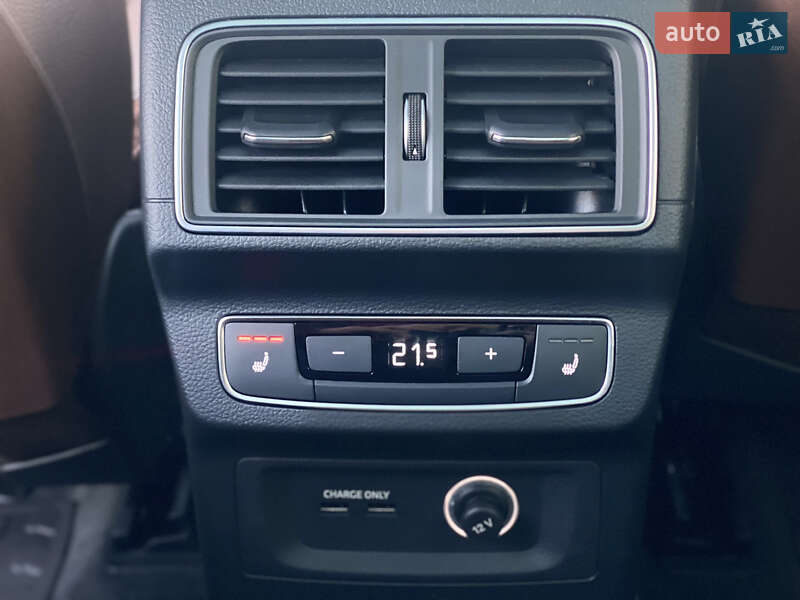 Позашляховик / Кросовер Audi Q5 2019 в Луцьку фото 25 Позашляховик / Кросовер Audi Q5 2019 в Луцьку