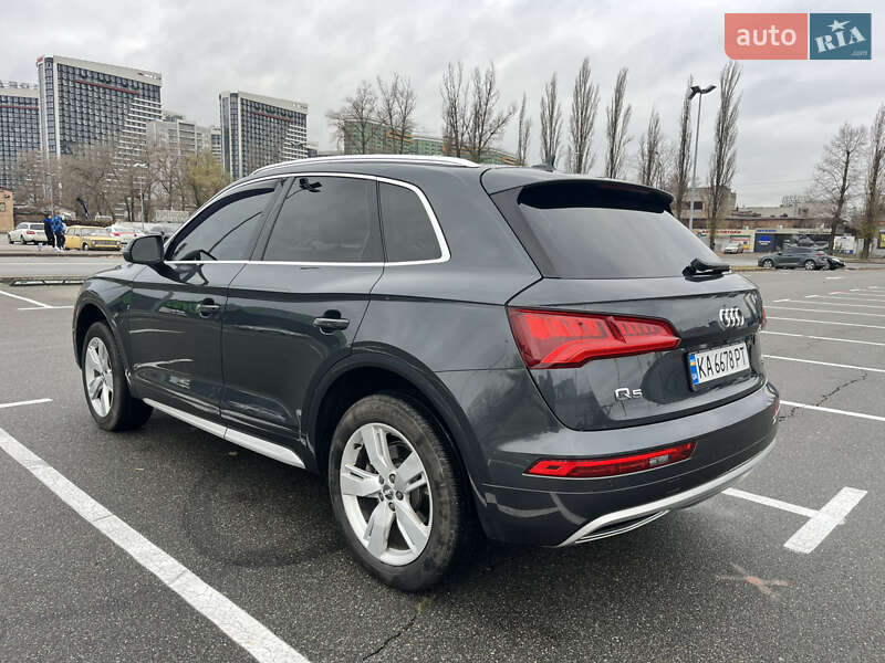 Внедорожник / Кроссовер Audi Q5 2017 в Киеве