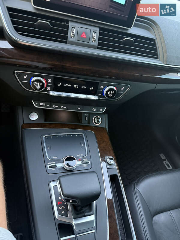 Внедорожник / Кроссовер Audi Q5 2020 в Львове