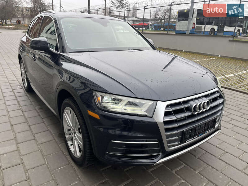Внедорожник / Кроссовер Audi Q5 2019 в Ровно
