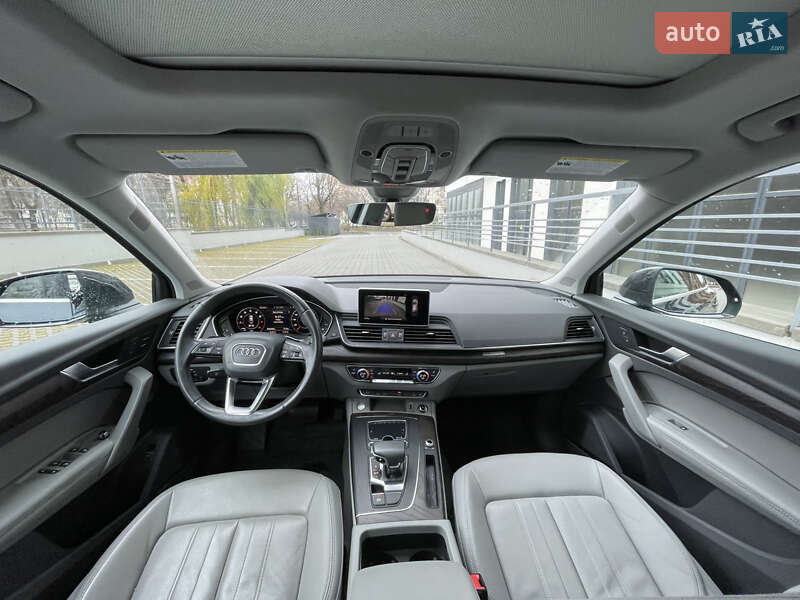 Внедорожник / Кроссовер Audi Q5 2019 в Ровно