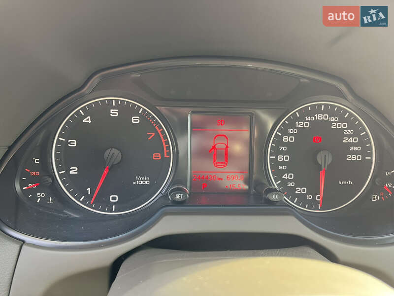 Внедорожник / Кроссовер Audi Q5 2010 в Николаеве