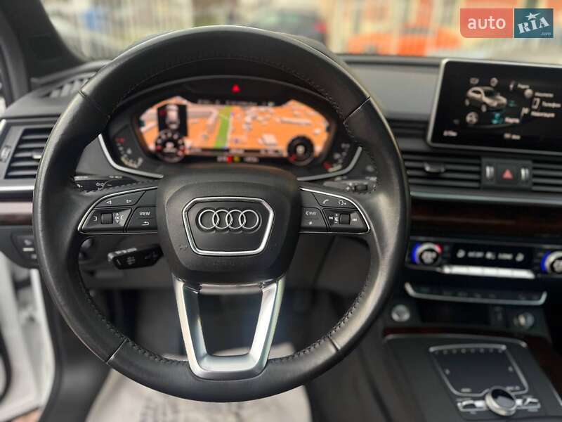 Позашляховик / Кросовер Audi Q5 2020 в Одесі