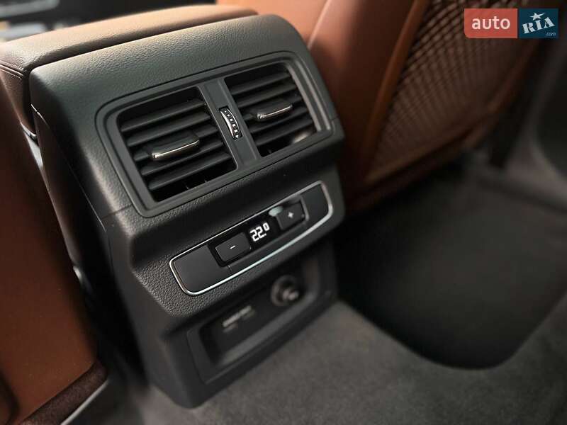 Позашляховик / Кросовер Audi Q5 2020 в Одесі