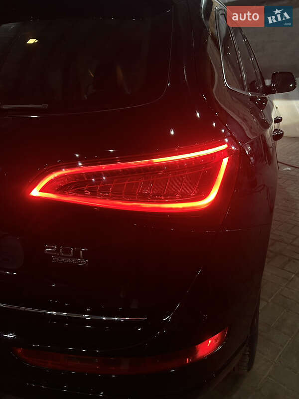 Позашляховик / Кросовер Audi Q5 2016 в Луцьку