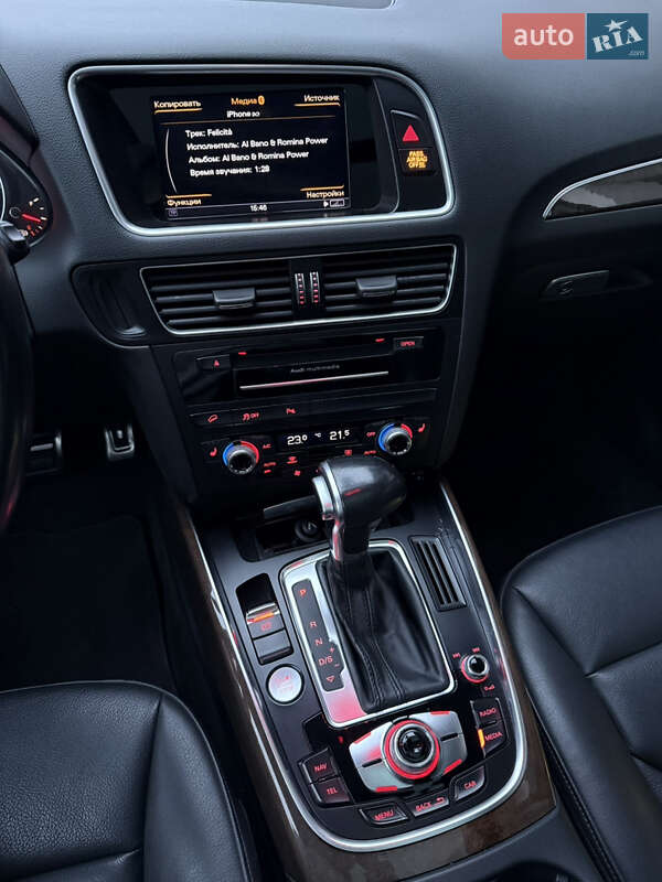 Позашляховик / Кросовер Audi Q5 2016 в Луцьку