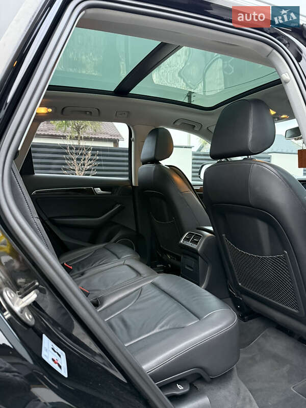 Позашляховик / Кросовер Audi Q5 2016 в Луцьку