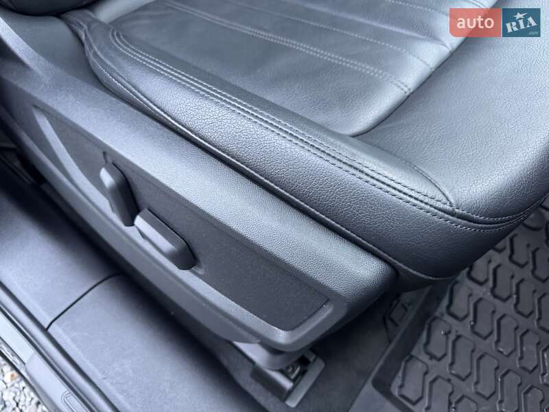 Внедорожник / Кроссовер Audi Q5 2019 в Тернополе