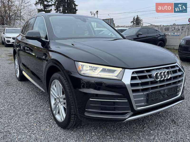 Внедорожник / Кроссовер Audi Q5 2019 в Тернополе