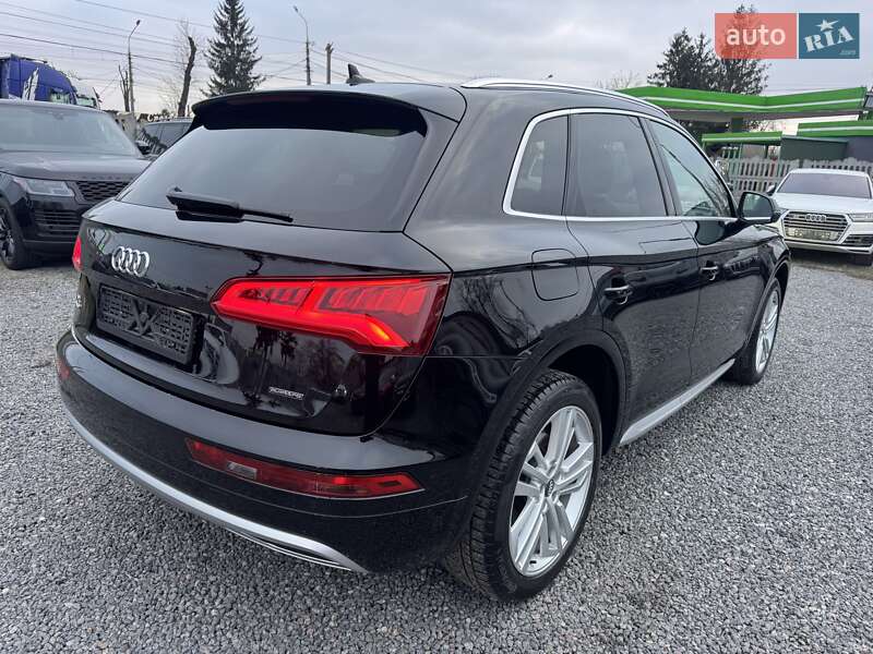 Внедорожник / Кроссовер Audi Q5 2019 в Тернополе