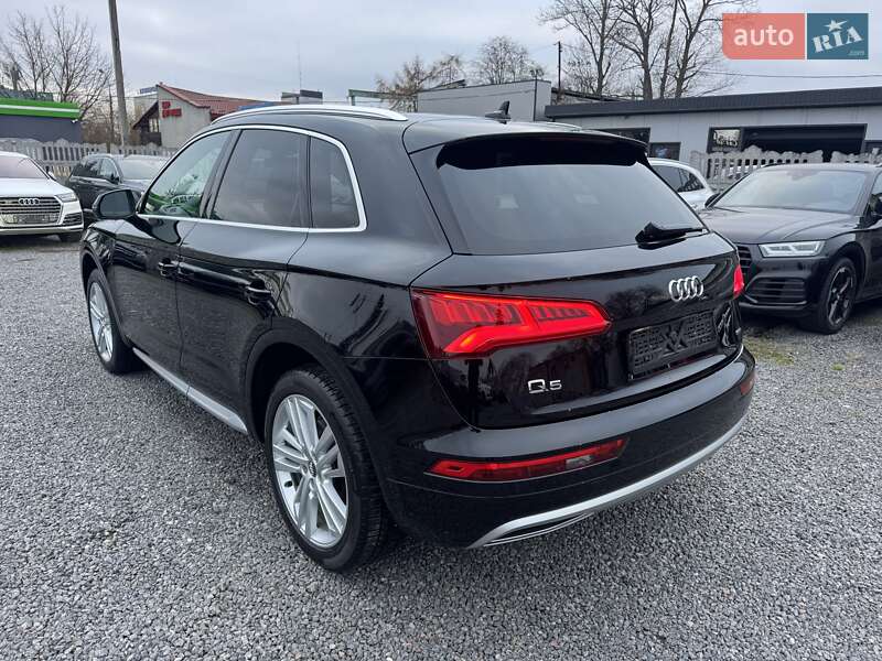 Внедорожник / Кроссовер Audi Q5 2019 в Тернополе