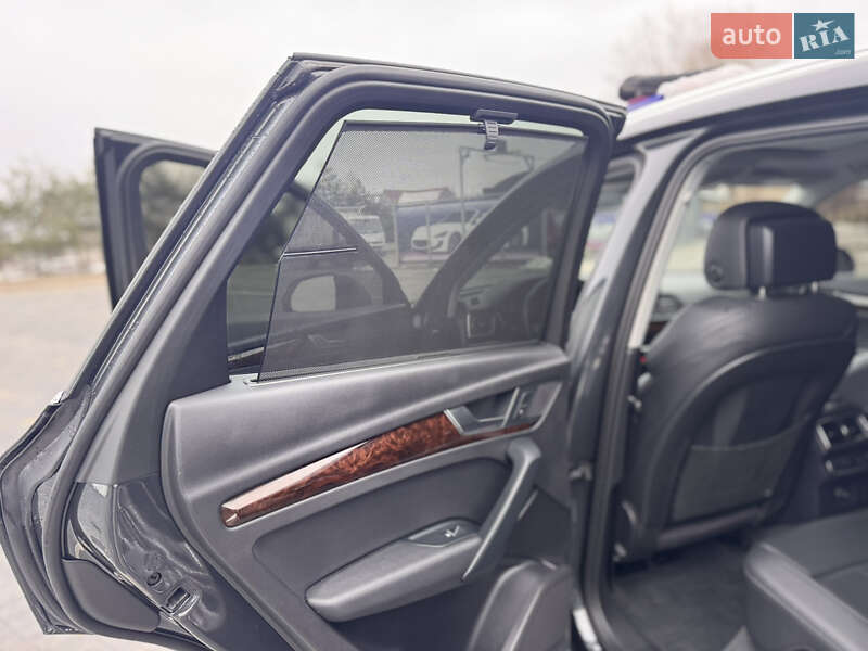 Внедорожник / Кроссовер Audi Q5 2017 в Самборе