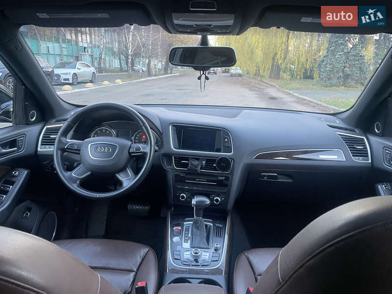 Внедорожник / Кроссовер Audi Q5 2015 в Киеве