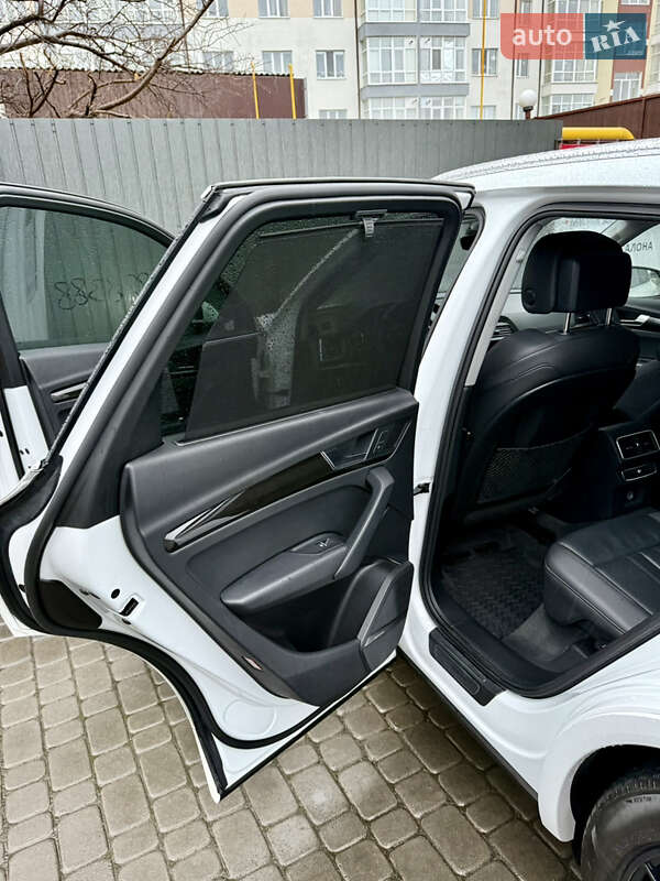 Внедорожник / Кроссовер Audi Q5 2018 в Ивано-Франковске