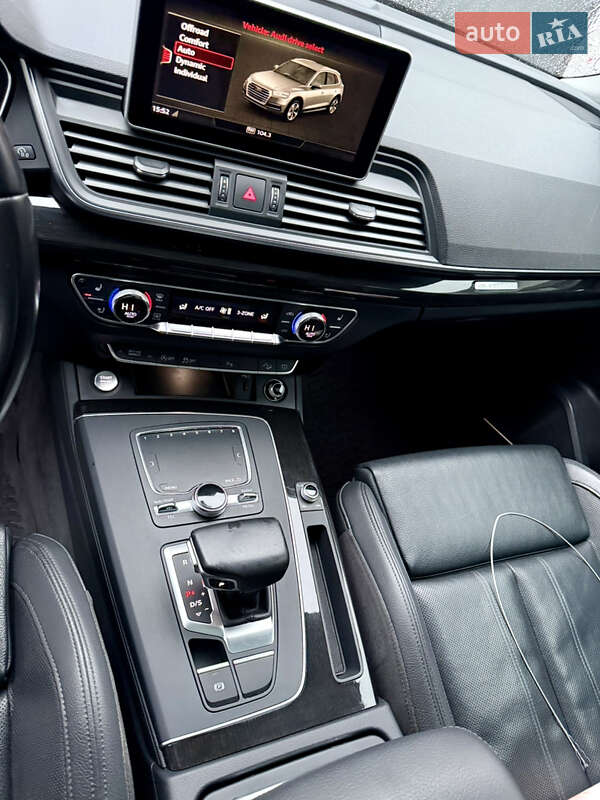 Внедорожник / Кроссовер Audi Q5 2018 в Ивано-Франковске