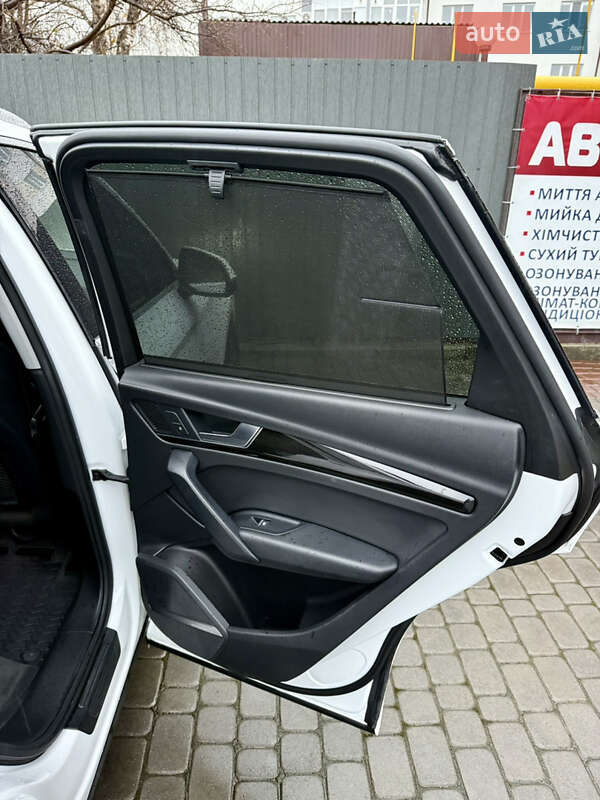 Внедорожник / Кроссовер Audi Q5 2018 в Ивано-Франковске