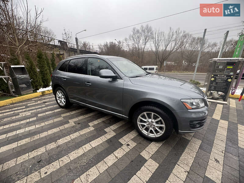 Внедорожник / Кроссовер Audi Q5 2011 в Львове