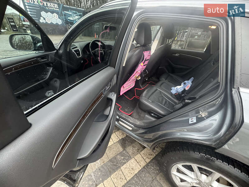 Внедорожник / Кроссовер Audi Q5 2011 в Львове