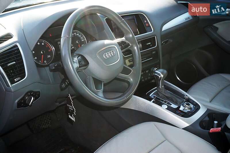 Внедорожник / Кроссовер Audi Q5 2015 в Виннице