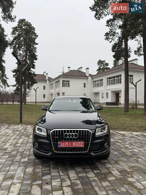Внедорожник / Кроссовер Audi Q5 2016 в Ахтырке