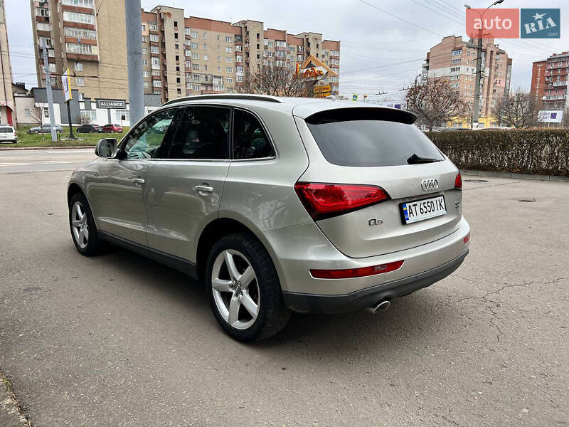Позашляховик / Кросовер Audi Q5 2012 в Івано-Франківську