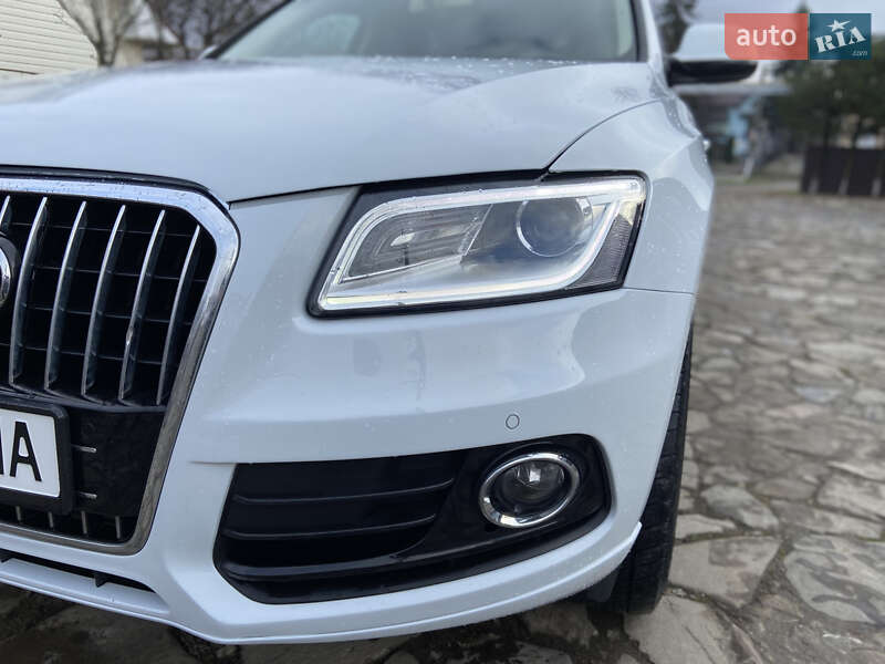 Позашляховик / Кросовер Audi Q5 2016 в Вижниці