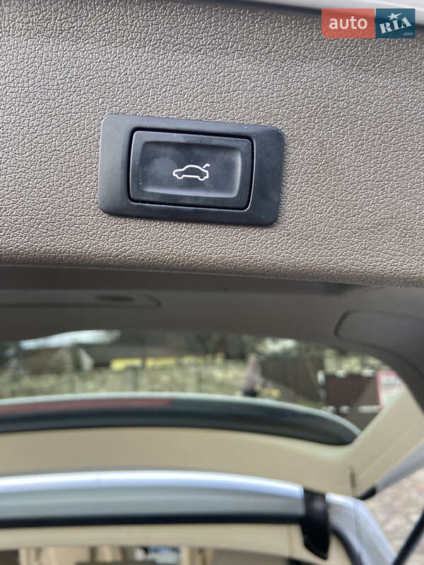 Позашляховик / Кросовер Audi Q5 2016 в Вижниці