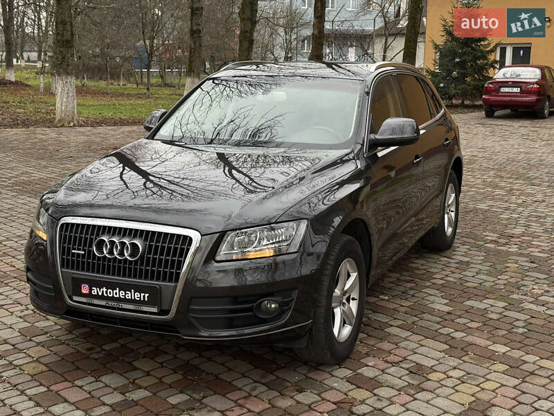 Внедорожник / Кроссовер Audi Q5 2012 в Тячеве