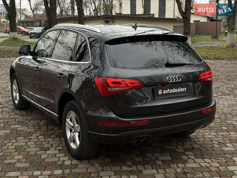 Внедорожник / Кроссовер Audi Q5 2012 в Тячеве