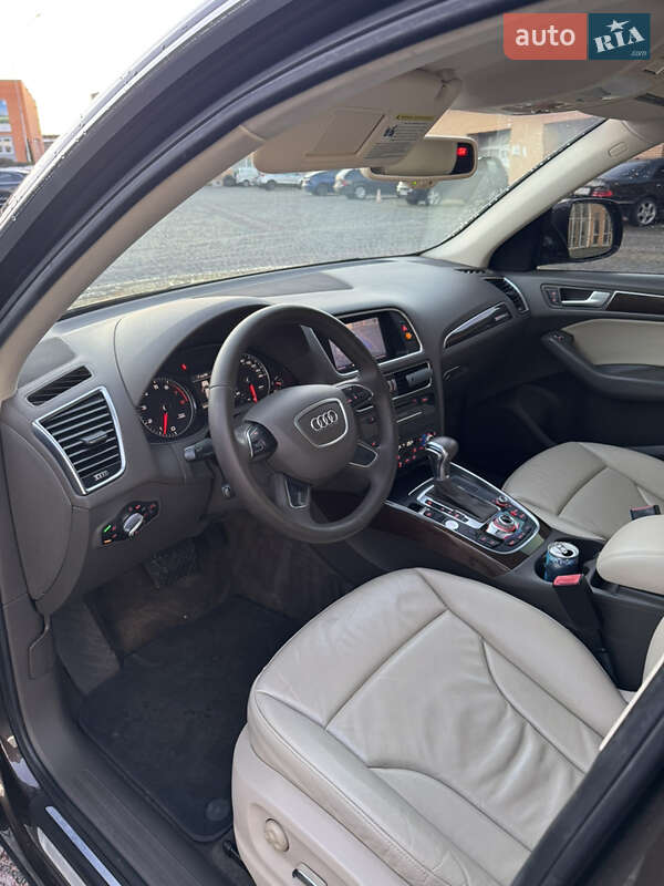 Позашляховик / Кросовер Audi Q5 2014 в Луцьку фото 14 Позашляховик / Кросовер Audi Q5 2014 в Луцьку