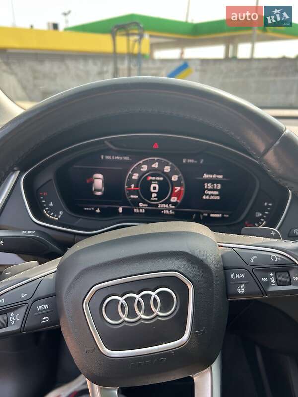 Позашляховик / Кросовер Audi Q5 2018 в Сокалі